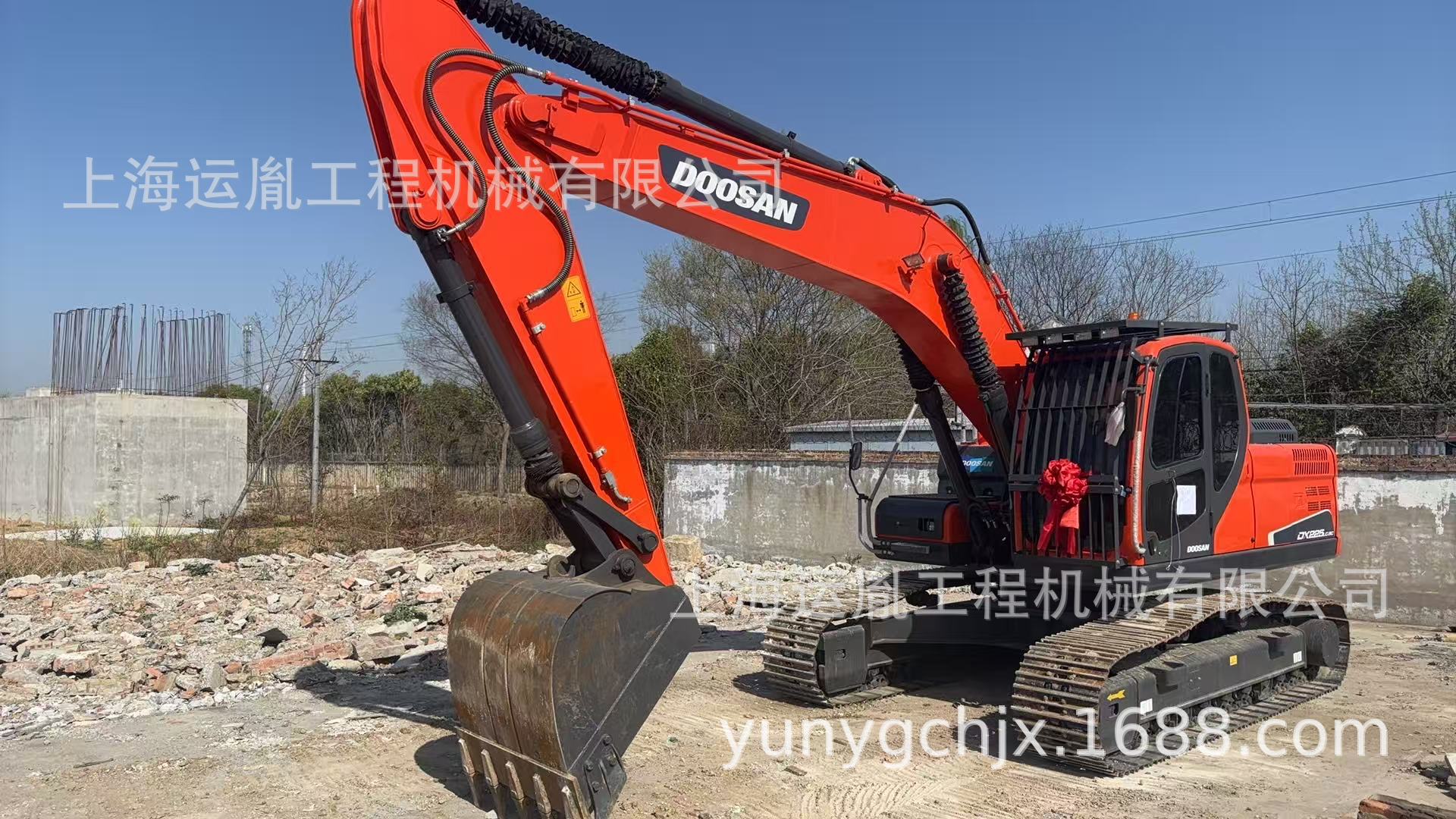 斗山DX225挖机参数  斗山60/300挖机