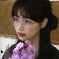 穏やかで枠なしのメガネの女性の近視は度数の枠の高智感を配合することができます。