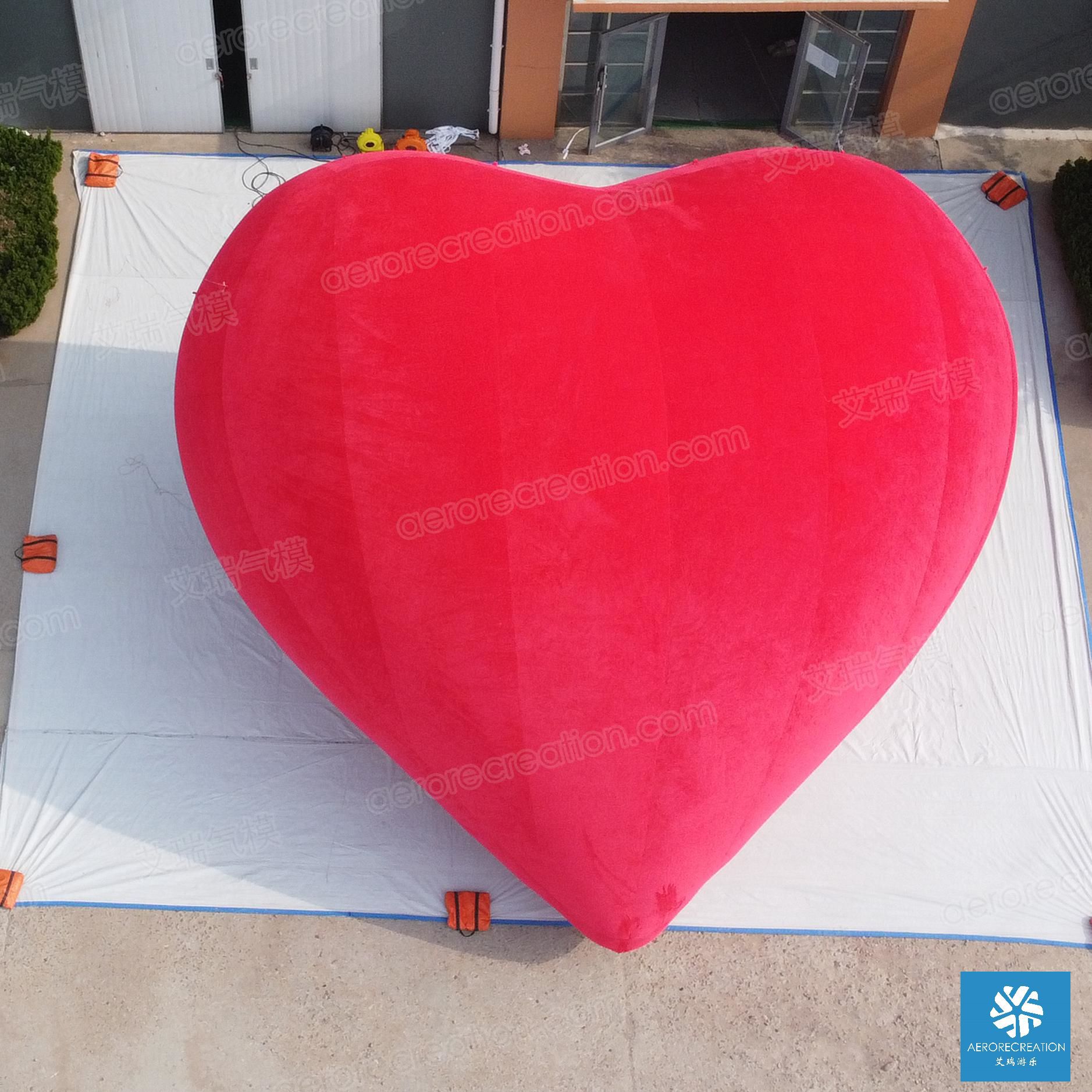 【厂家直销 现货秒发】宽8m 悬挂毛绒爱心情人节七夕520美陈商场