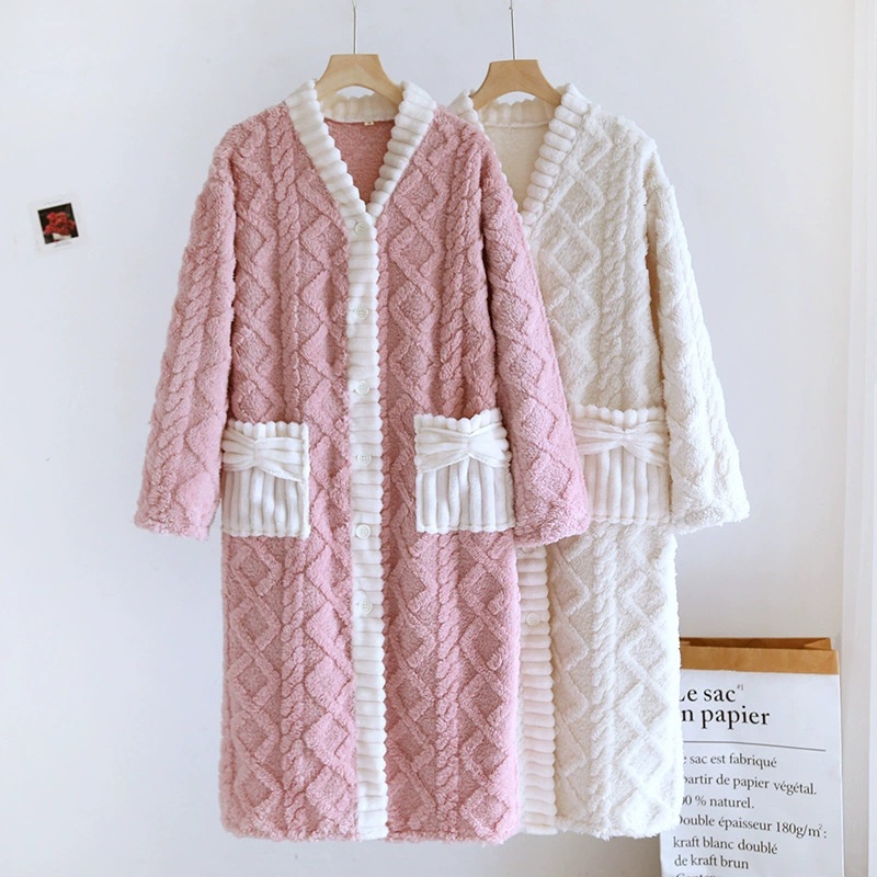 Женская ночная рубашка из хлопкового флиса, осенне-зимняя утолщенная фланелевая Домашняя одежда, Пряжка средней длины, Свободный теплый халат из кораллового флиса