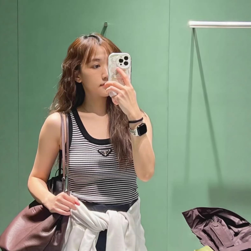 Nanyou Haute Couture P Brand 26 Summer New Casual Versatile Fashion Striped Tank Top Knitwear for Women