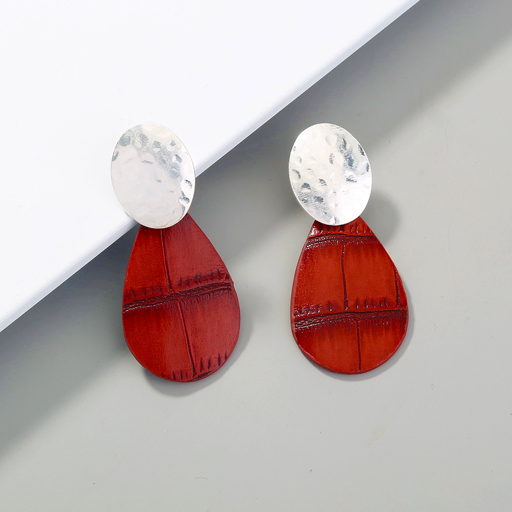 Fashion Red Leather Drop Earrings display picture 1