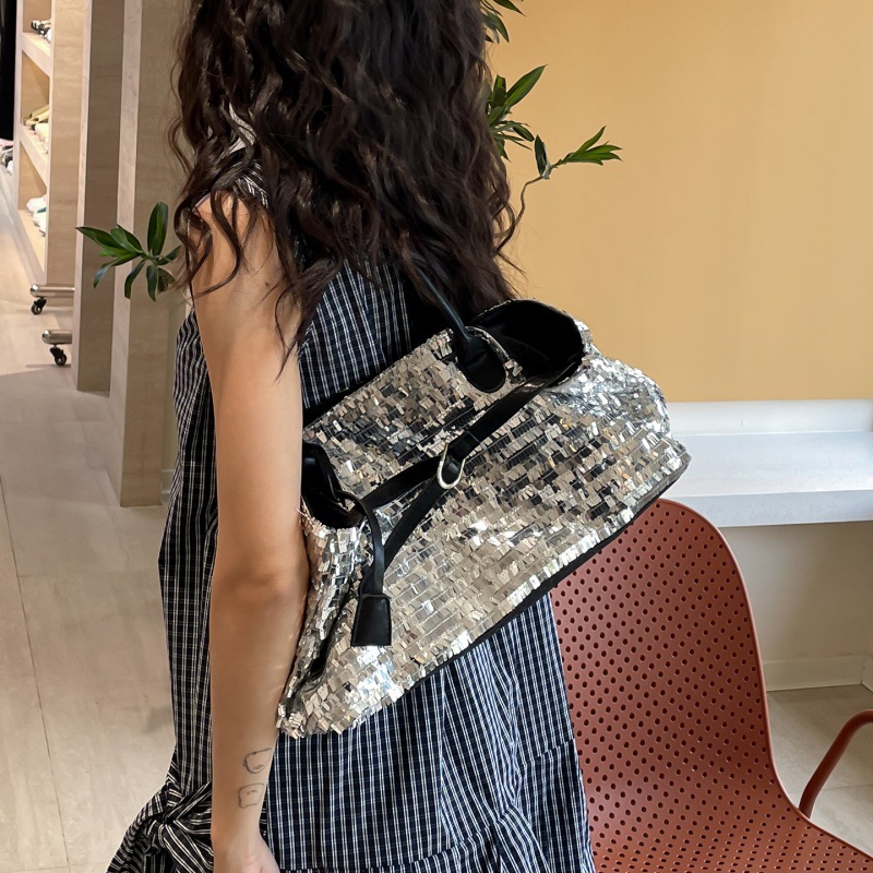 Bolso Tote de moda coreana 2025 verano nuevo bolso femenino estilo occidental bolso de lentejuelas moda bolso de hombro de gran capacidad