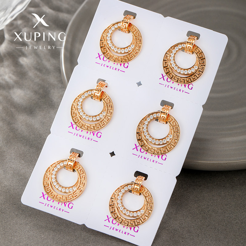 Nuevo modelo Xuping, collar con colgante geométrico redondo vintage de estilo ruso, con piedra artificial de color 18k, chapado en aleación.