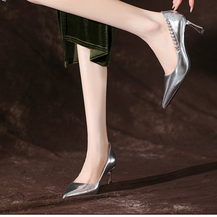 2025 Summer New High-End Elegant Pointed Toe Stiletto Heel Women's Shoes Silver Rhinestone Chain Commuting High Heels_vogvips.com