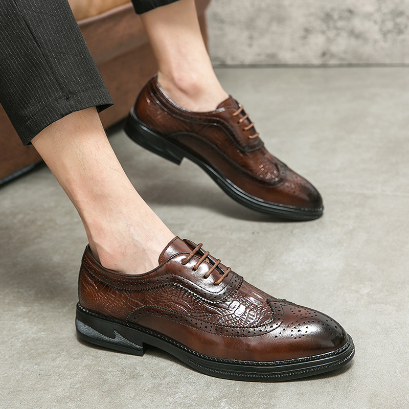 2024 cuatro estaciones bloco zapatos de hombre de negocios vestido formal británico tallado zapatos de cuero de hombre correa de tendencia transpirable zapatos Oxford image 1