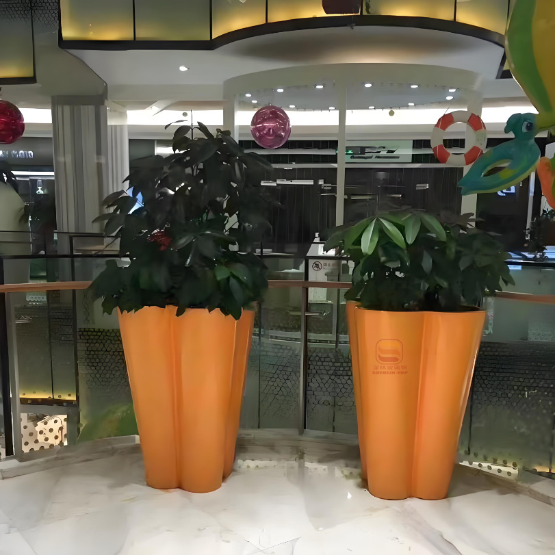 Nordic fibra de vidrio frita maceta combinada centro comercial hotel decoración al aire libre maceta de flores resistente a la corrosión