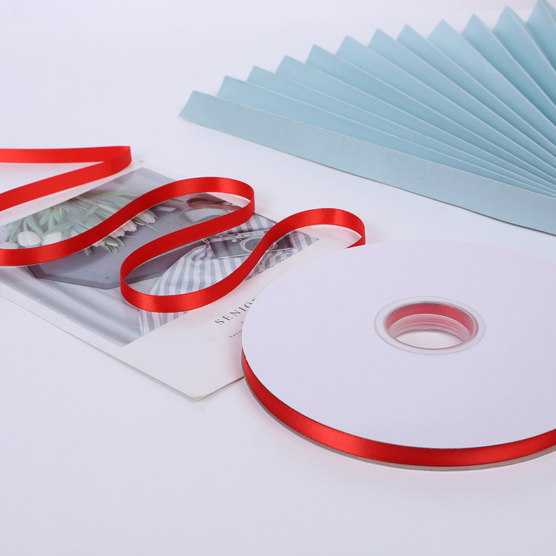 Suministro directo de fábrica de alta densidad de un solo lado de poliéster cinta de embalaje flor cinta decoración de la boda brillante Cinta Roja al por mayor