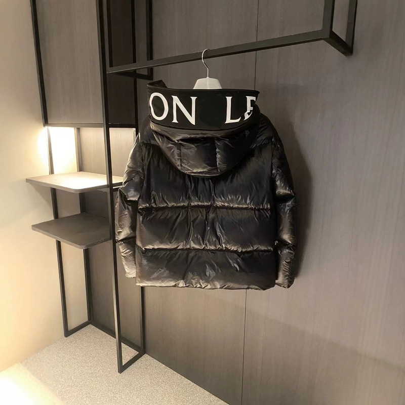 High-end M Montag export 26ss autumn/winter popular classic hooded letter-print casual down jacket High-end M Montag export 26ss autumn/winter popular classic hooded letter-print casual down jacket
