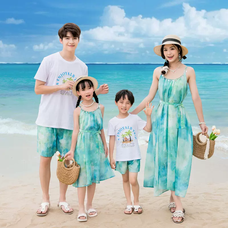 大海传说亲子装沙滩海边旅游度假一家四口套装波西米亚母女连衣裙