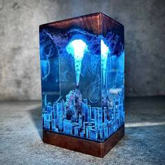 跨境哥斯拉环氧树脂灯Resin Gift Lamp个性原子呼吸怪兽树脂灯