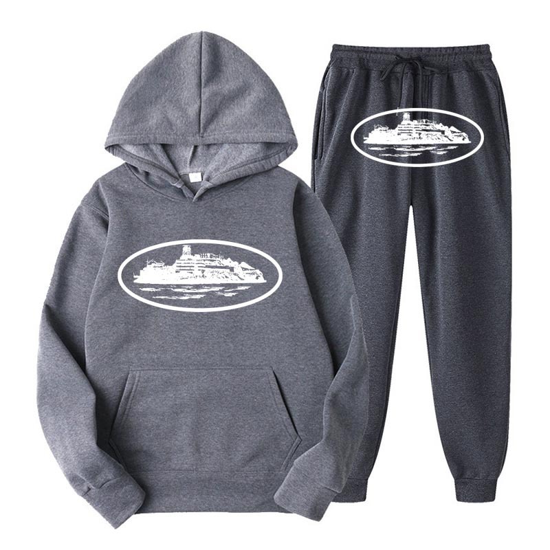 Europa y América Clint419 diablo prisión patrón de impresión de los hombres y las mujeres mismo suéter más traje de terciopelo al por mayor suelta nueva