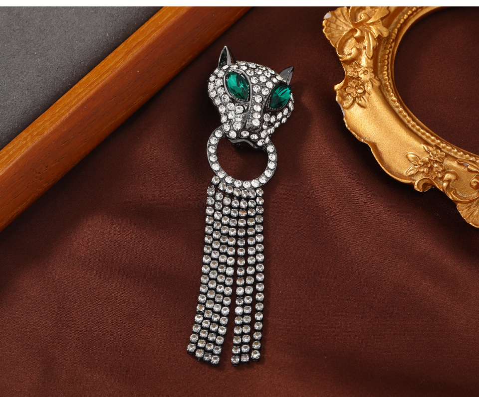 Retro Jaguar Alloy Unisex Brooches display picture 2