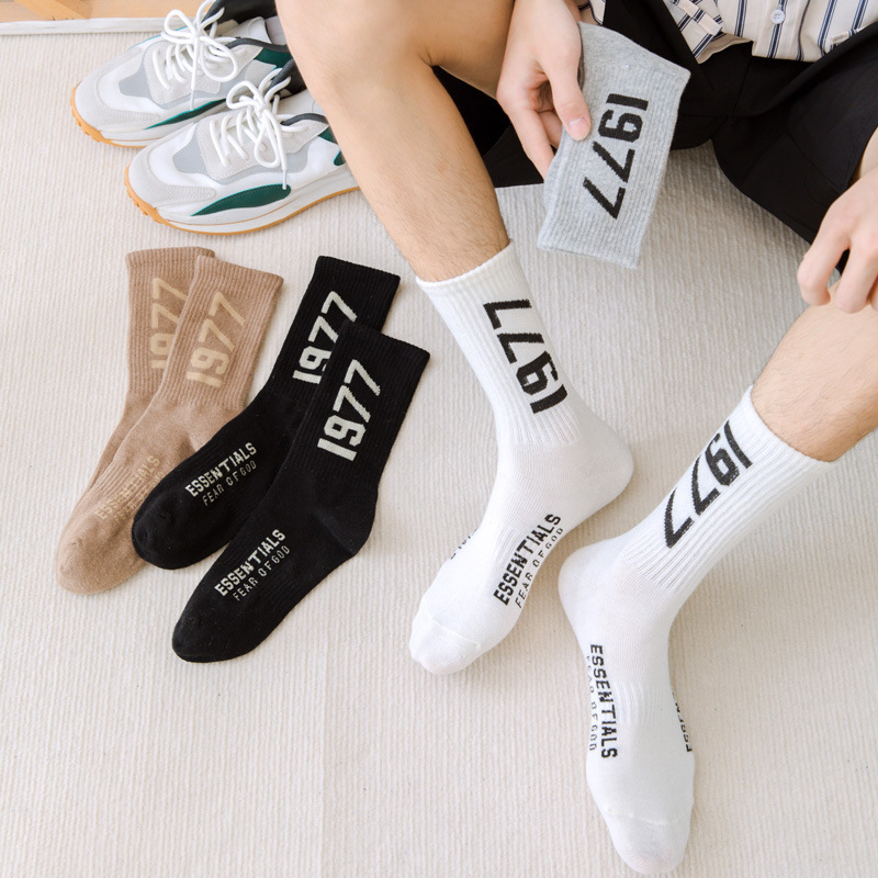 Socks men and women autumn fashion brand FOG double line ESS long tube cotton socks 1977 sports digital female couple pile socks