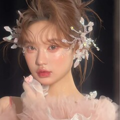 新しい韓国スタイルのブライダルエッジクリップ、スーパーフェアリースイート液体フラワークリスタルヘアピン、ウェディングドレス、フォトスタジオ、メイクアップヘッドドレス