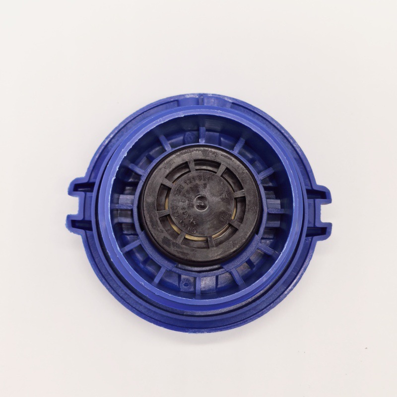 3B0121321 is suitable for Audi Volkswagen intercooler water tank cover radiator expansion pot cover