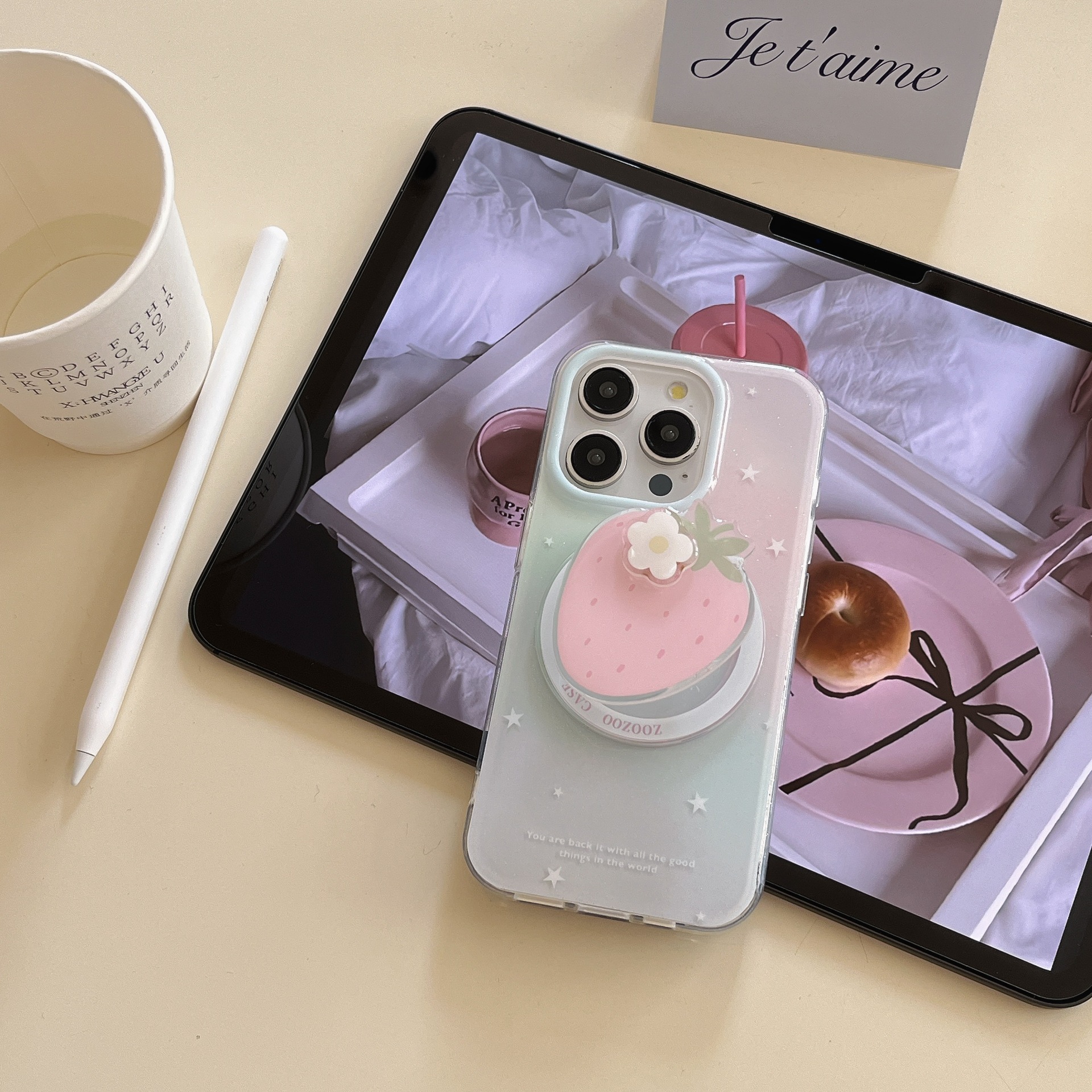 Gradient Star Strawberry Stand Phone Case For 15 Pro, IPhone 16 Magnetic Protective Cover_voghion.com