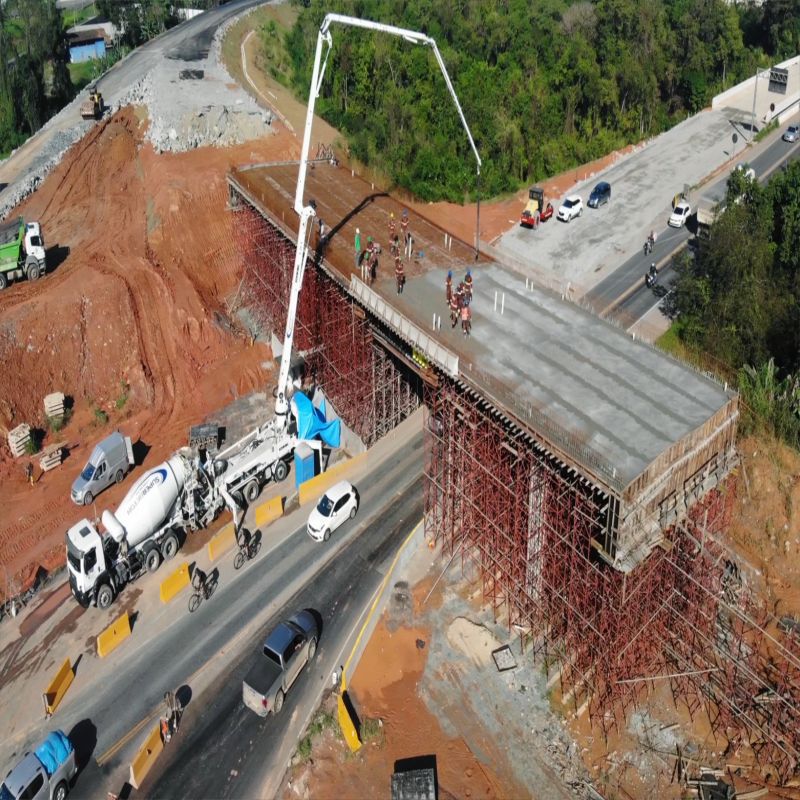 原浆型环氧玻璃鳞片耐磨涂料。可抑制水、氧和离子透过。