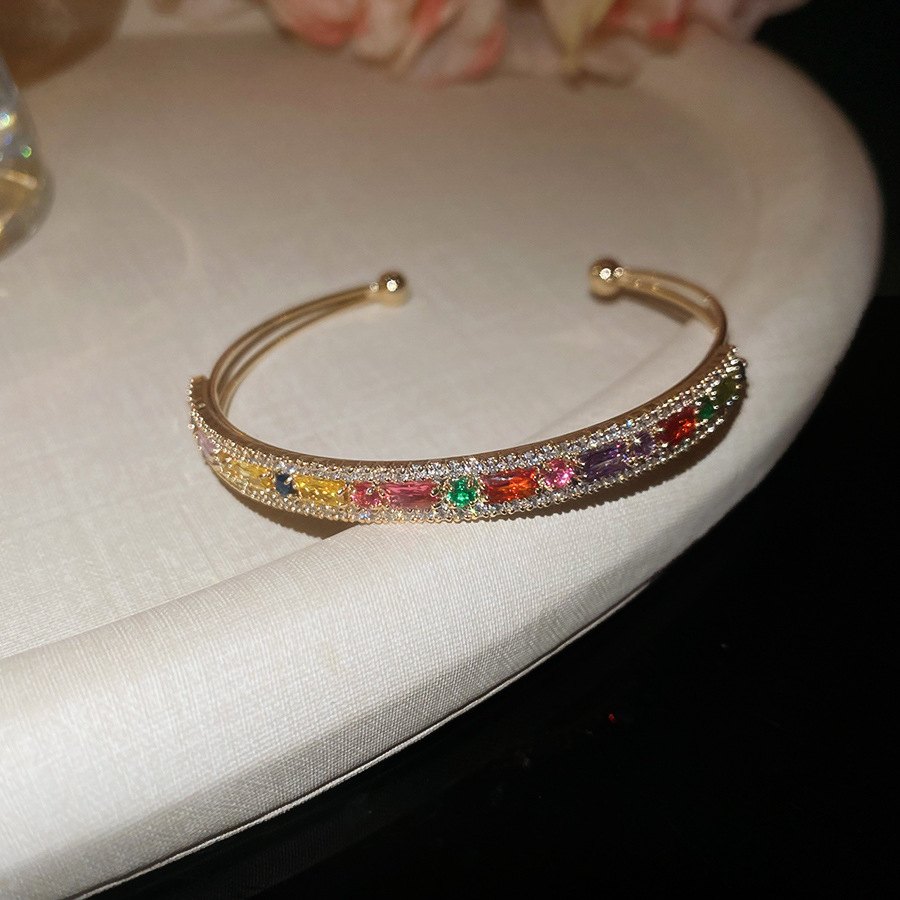 Pulsera de apertura geométrica de malla de flor de circón, pulsera retro de lujo ligero exquisito europeo y americano