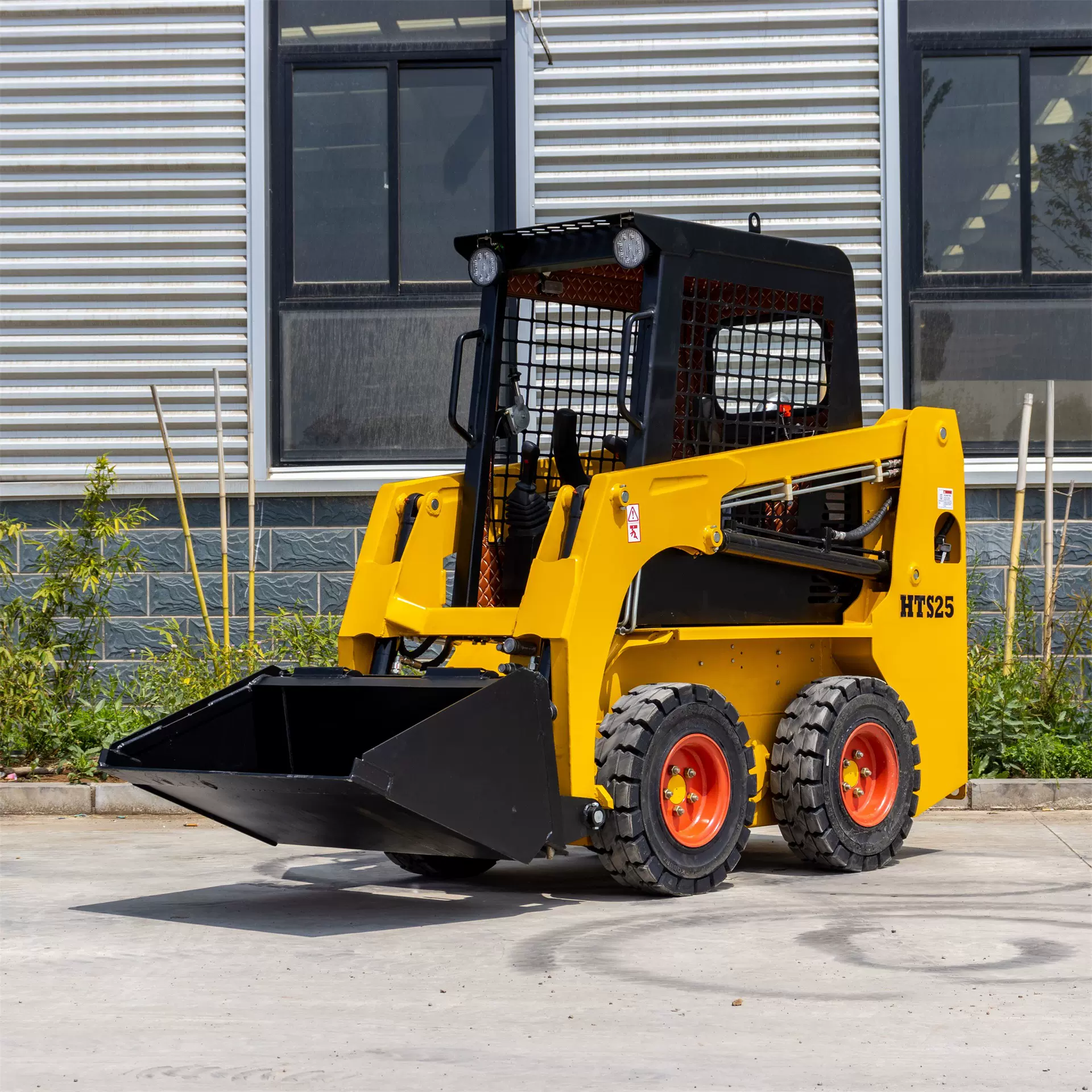 海拓制造小型滑移装载机 25马力轮式装载机 工程土方装载推土机