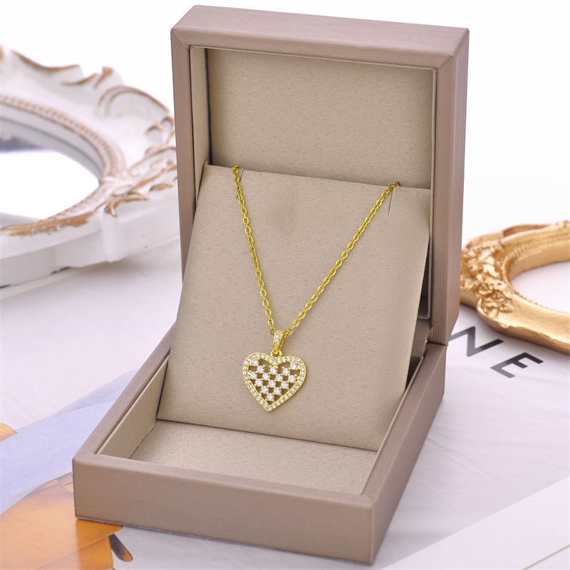 Hollow Out, Inlay Design Fashion Style Fashion Heart Shape Titanium Steel Hollow Out Inlay Rhinestones Pendant Necklace 1 Piece