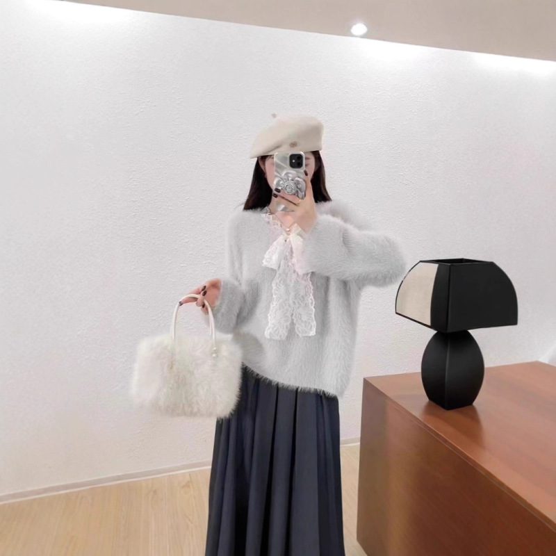慵懒风蕾丝花边拼接针织衫上衣女秋冬新款宽松仿水貂绒毛衣|undefined