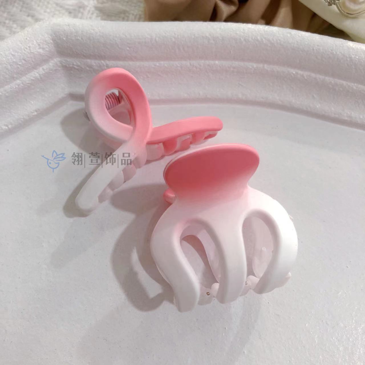 수박 발톱 3개