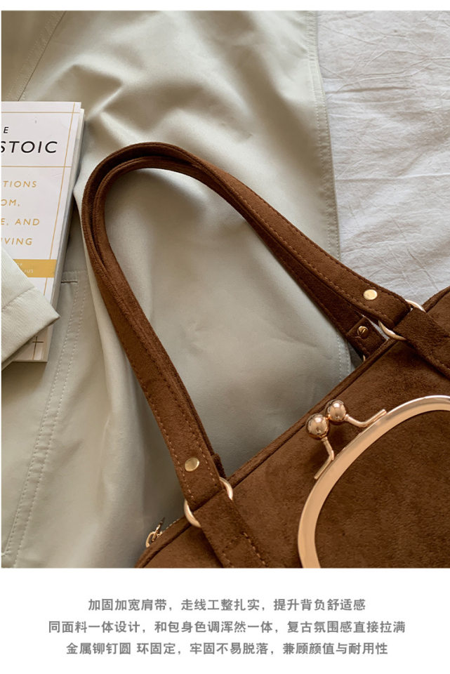 Túi đeo chéo nữ dạng ống tròn cỡ lớn , đeo vai hoặc kẹp nách — Màu caramel, màu cà phê, màu nâu, xanh lá cây chi tiết 5