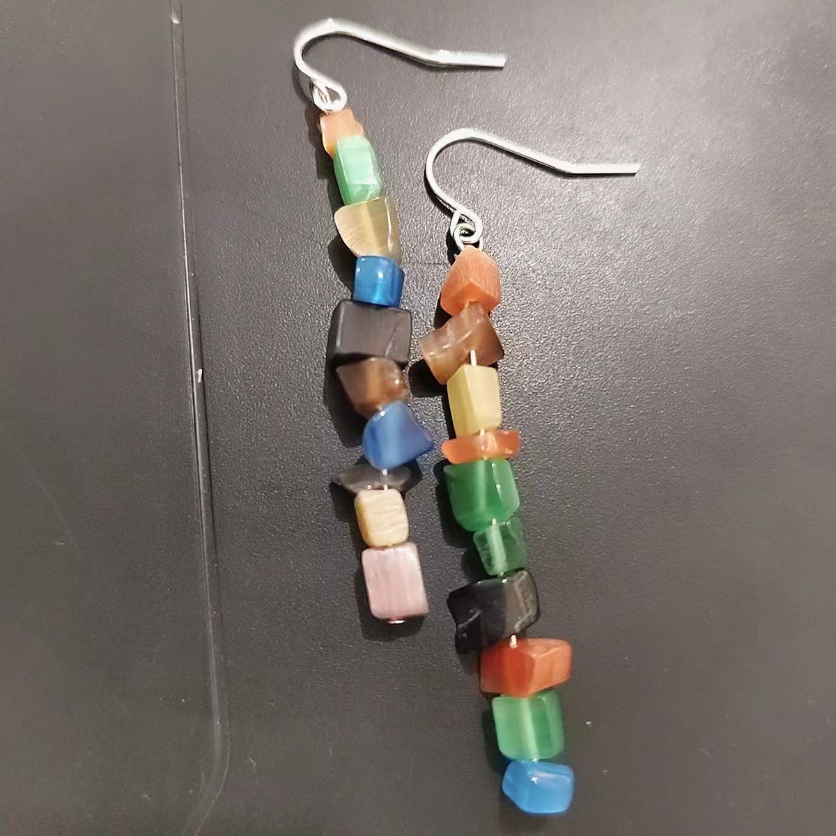 Especial gancho de orejas de piedra irregular de color nicho dulce temperamento nuevo estilo exquisito personalidad larga delgada orejas