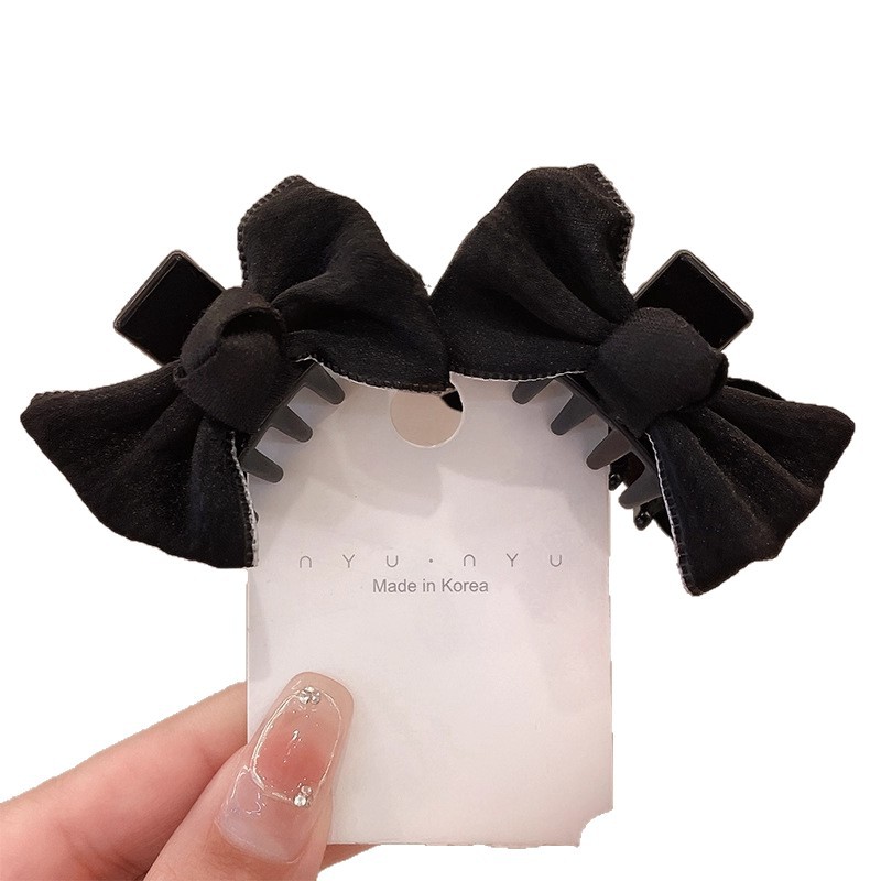 Black small hairgrip with bow