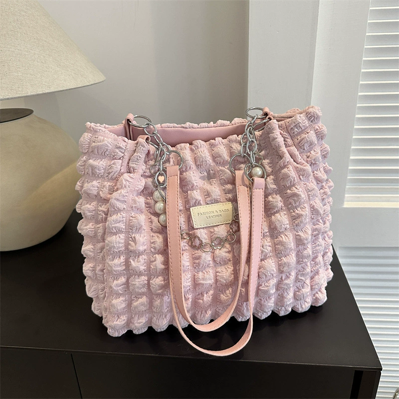 Shoulder bag, capacious one-shoulder bag