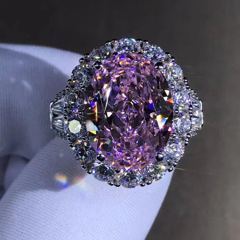 Plata de ley galvanizado de cinco capas de espesor con incrustaciones de platino importado Diamante de alto carbono 10 quilates gran paloma huevo corte Rosa G anillo de color