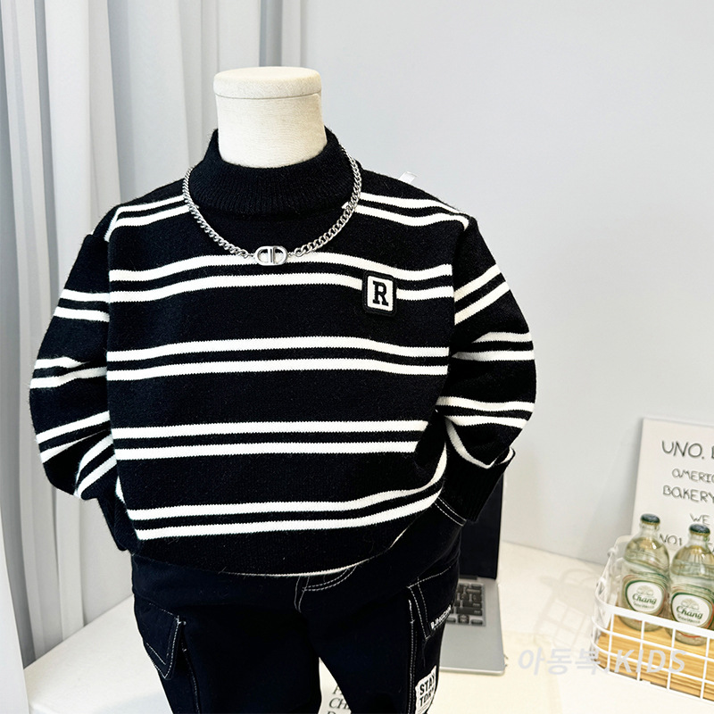 Cross-border popular boys' striped sweater, autumn and winter 2026 new style, warm knitted casual sweater for babies, trendy.