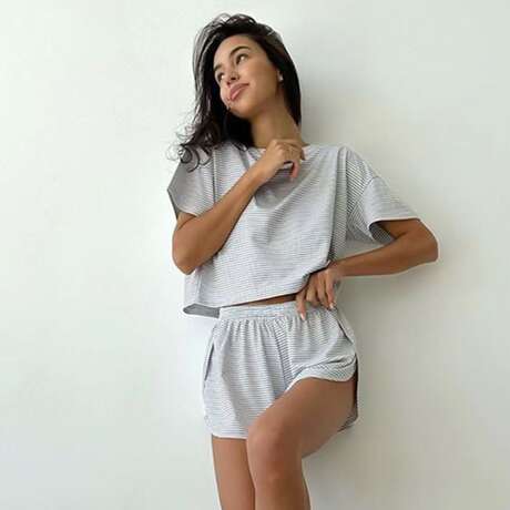 2026 European and American Autumn Knitted Striped Pajamas Loose Short-Sleeve Shorts Set Fashionable Cross-Border Loungewear for Women