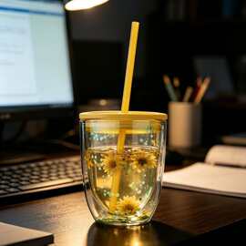 婴童出行推车适配双层透明蛋壳吸管杯卡扣固定防倾倒宝宝饮水塑料