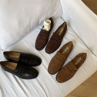 2024 New Autumn and Winter Flat Retro Simple Suede Love Shoes Women's British-style Commuting Deep Mouth Leather Shoes