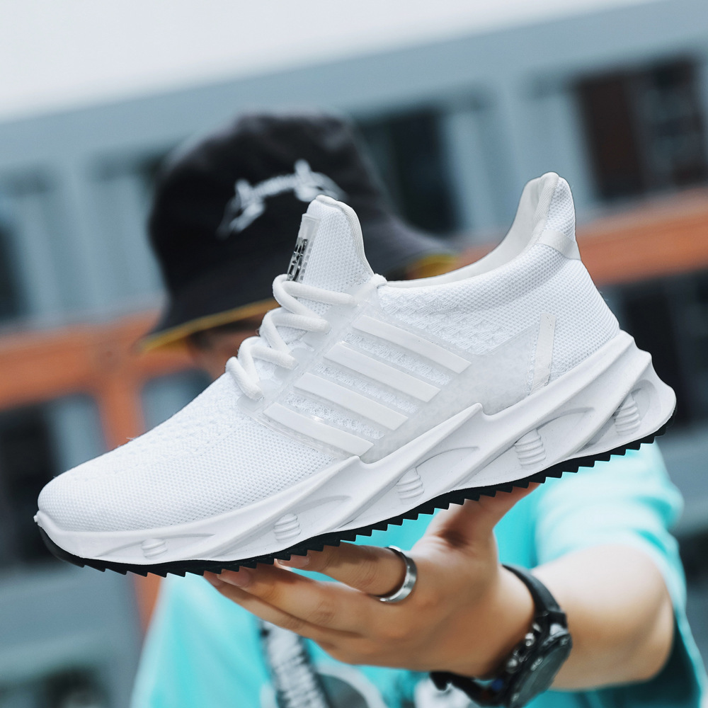 breathable fashionable white sneakers platform