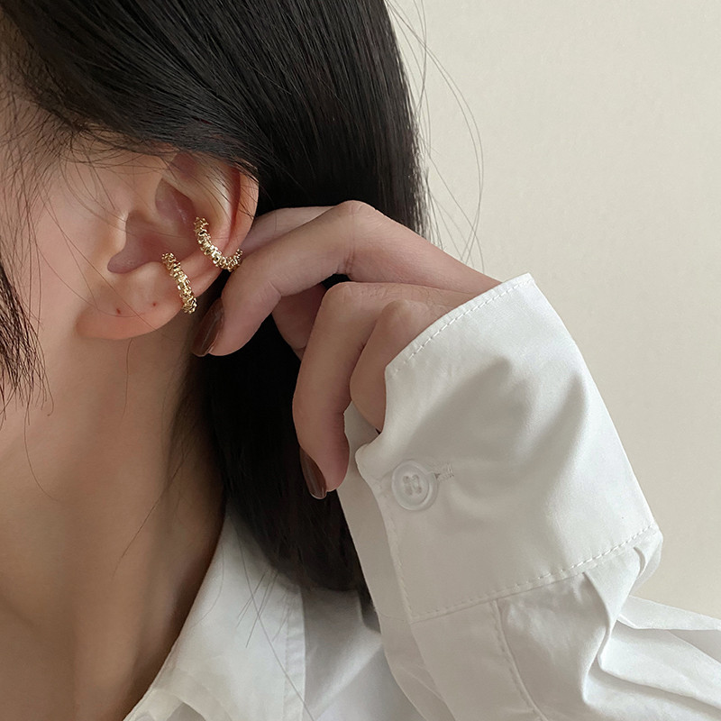 Exquisita personalidad Super Flash pequeño engranaje oreja clip de hueso hembra Super Hada temperamento todo partido earless oreja clip de moda Red rojo alto sentido