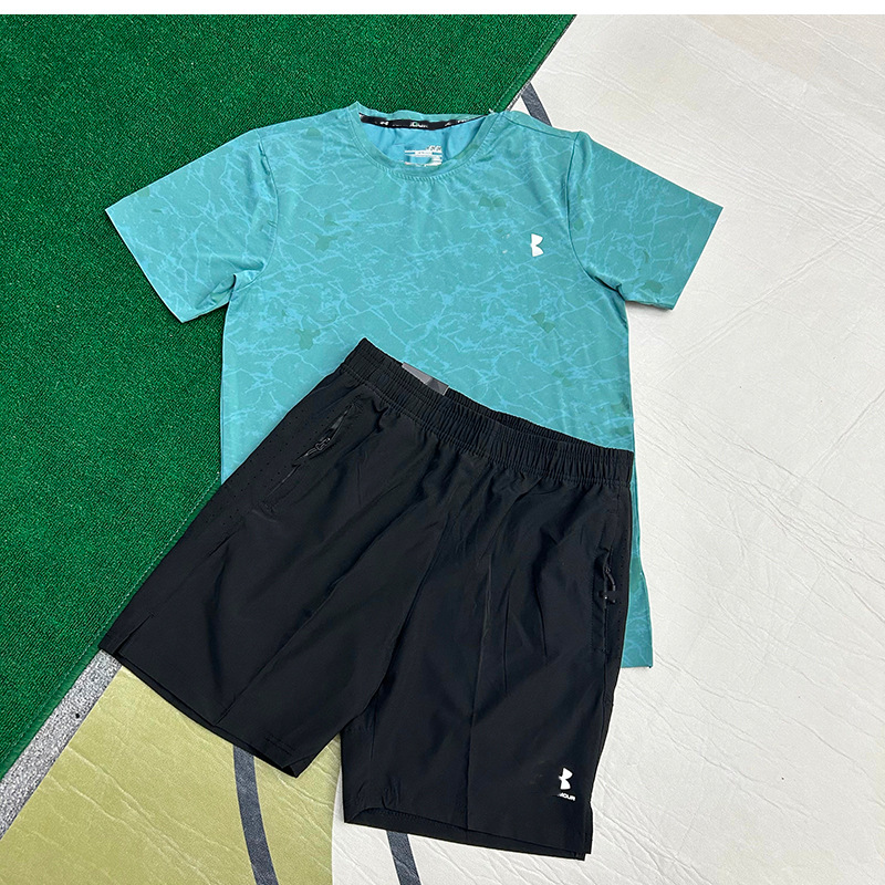 Hombres nuevos al por mayor deportes de secado rápido transpirables camisetas de manga corta entrenamiento de hielo suelta chaqueta casual fitness correr