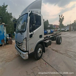 货车;装载机械;牵引车