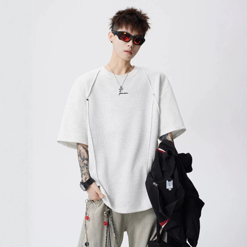 Three-Dimensional Deconstructed Pleated Rivet Short-Sleeved T-Shirt for Men, New Summer Style, Loose Casual Air-Layer Half-Sleeved T-Shirt Three-Dimensional Deconstructed Pleated Rivet Short-Sleeved T-Shirt for Men, New Summer Style, Loose Casual Air-Layer Half-Sleeved T-Shirt