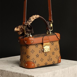 ��Ʒ��Ƥ����Ůʿ����ˮͰ��2025�¿�߼����p��С�����y��б���