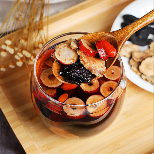 Ginseng Polygonatum Five Treasures Tea Men's Eight Treasures Tea Ginseng Qi Tea Macho Man Health Combination Golden Gun Substitute Tea 150g Box