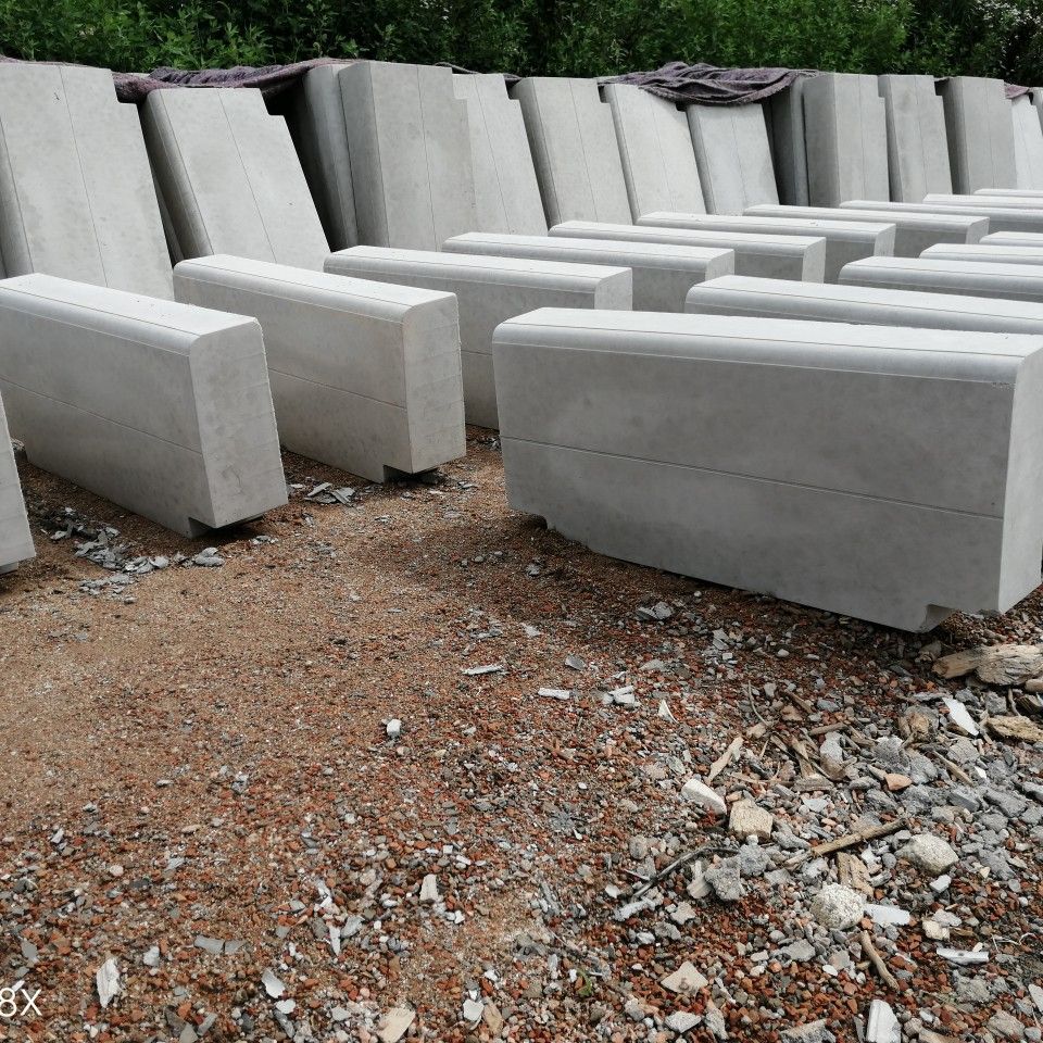 安康商洛西安铜川路沿石厂家直销 路沿石 路缘石 路牙 混凝土路沿