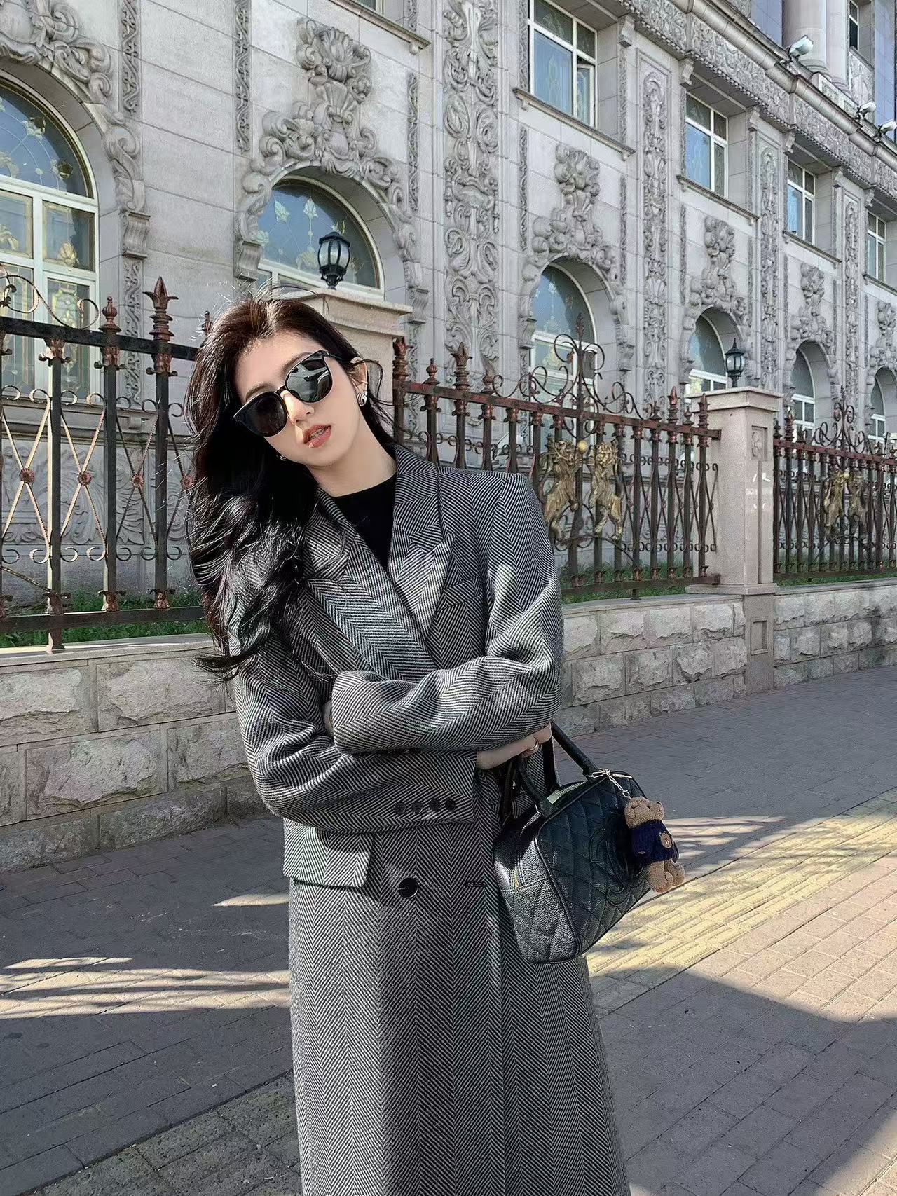 Thickened Herringbone Woolen Coat Women's 2024 New Winter High-end Elegant Display Quilted Woolen Coat