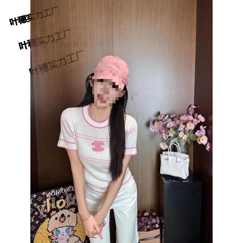 新しいハイエンドの小魚風ニットラウンドネックセーター夏刺繍西洋スタイルアイスシルクフレンチ半袖スリムフィット|undefined