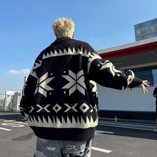 Men's Fashionable Autumn Knit Collar Sweater, Uniquely Versatile Trendy Collar Knit Shirt with Advanced Sensation, Casual and Stylish