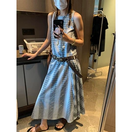 女式T恤;半身裙;女式衬衫