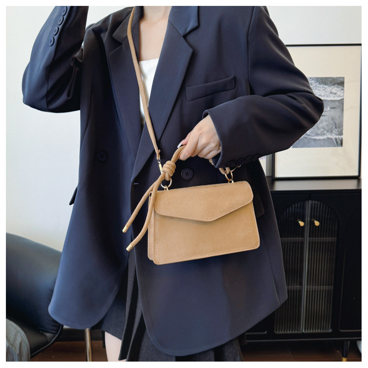 232g Weight Synthetic Leather Lining Material Magnetic Buckle Closure Type Single Shoulder Strap, Top Handle Strap Type Crossbody Bag Bags Type Casual, Daily, Shopping Occasion Pu Leather Material Solid Color Pattern All Seasons Season Women's Gender Basic Style Square Shape Women's Pu Leather Solid Color Basic Square Magnetic Buckle Crossbody Bag 8