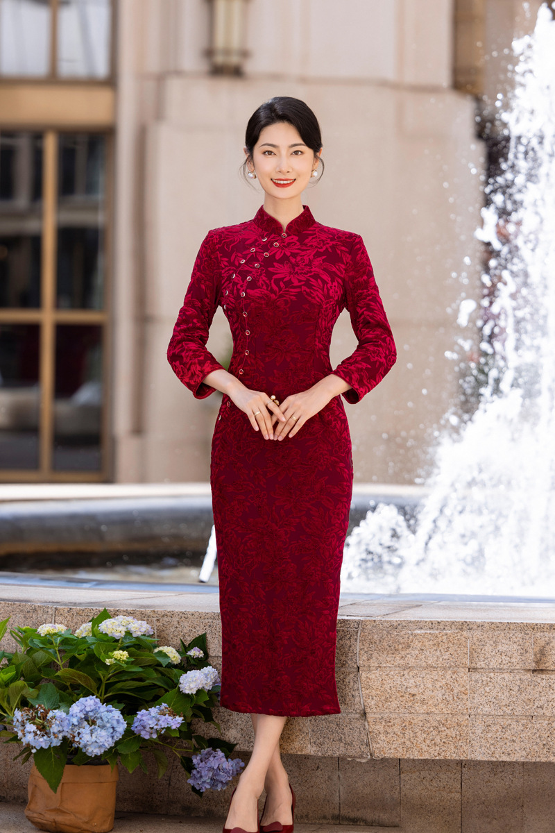 Sophisticated red colored elite wedding dress
